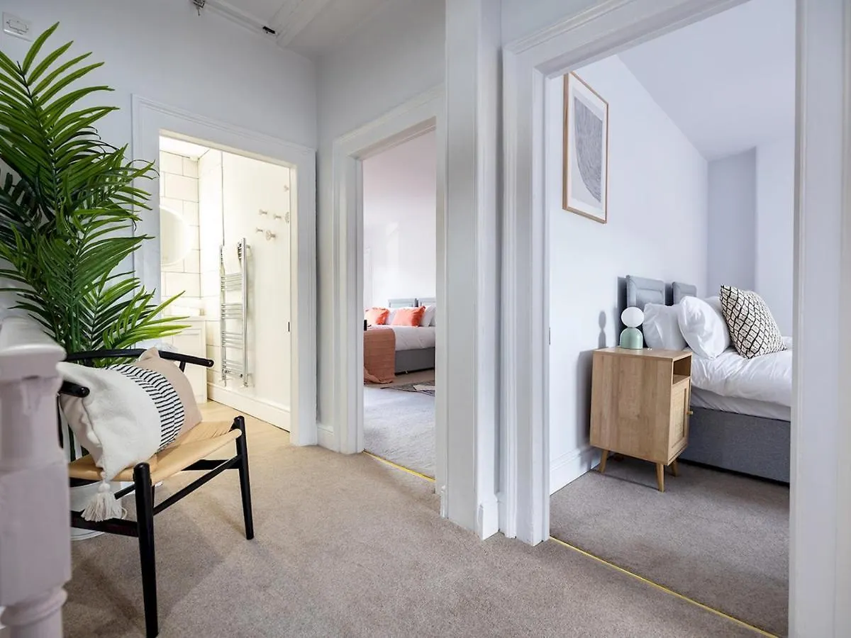 Pass The Keys Stunning Apartment In Central Location Bath